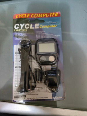 Cycle Computer with 14 Functions like new, waterproof, black