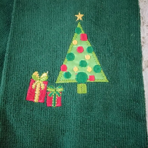 Christmas towels new, set of 2 green