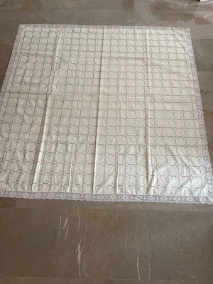 Modern tablecloth new 170x170 cm