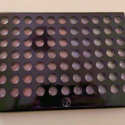 W7 Cosmetics Paintbox 77 eyeshadow palette used with broken opening