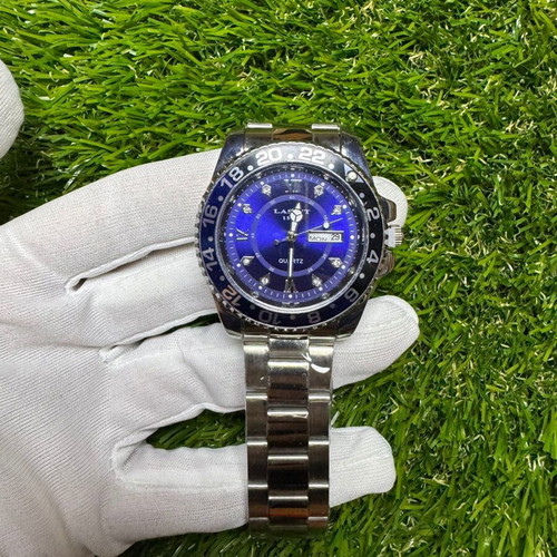 Silver and Blue Men's Watch brand new, quartz movement