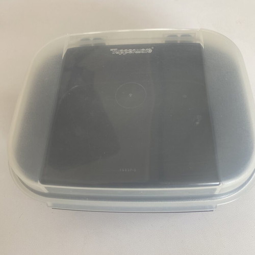 Tupperware square container used, 20x8 cm, airtight food storage