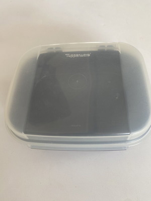 Tupperware square container used, 20x8 cm, airtight food storage