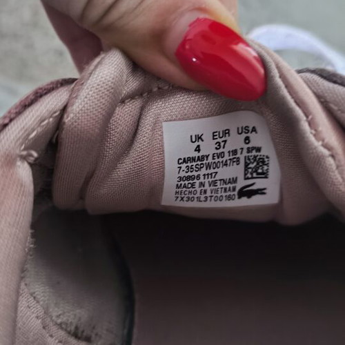 Lacoste women's sneakers size 37 used, pink metallic