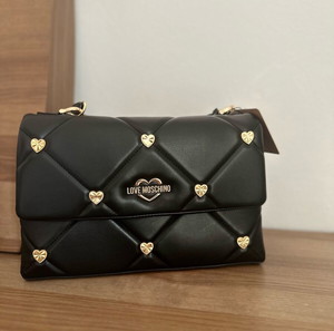 Love Moschino