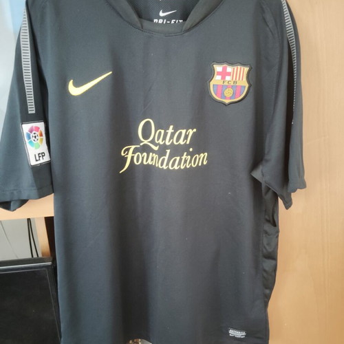 Barca limited edition black La Liga tshirt like new