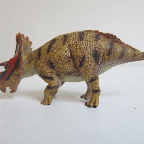 Regaliceratops dinosaur figure Collecta new (2017)