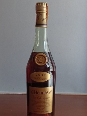 Hennessy V.S.O.P. Fine Champagne Cognac vintage, like new