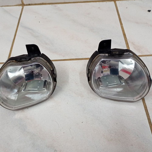 Kia Rio 2002-5 fog lights like new