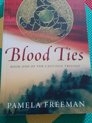 Blood Ties Book 1 Castings Trilogy like new
