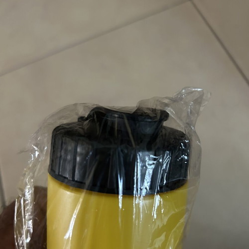 US Army Plastic Water Bottle new, yellow sports canteen