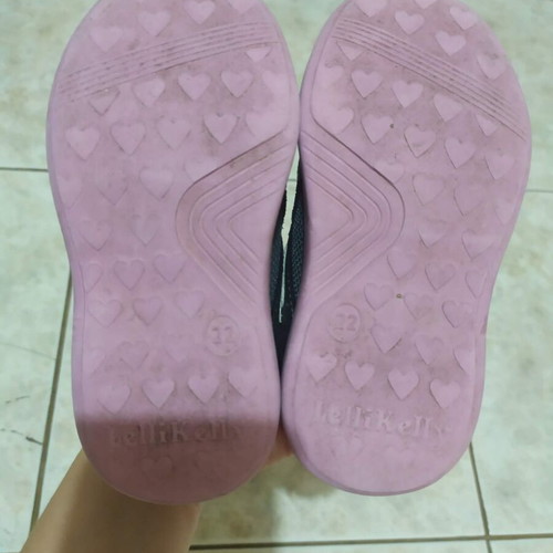 Lelli Kelly children's athletic shoes used, size 21, gray and pink