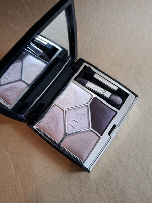 Dior 5 Couleurs Couture eyeshadow palette like new Limited Edition 639 Blooming Bouquet