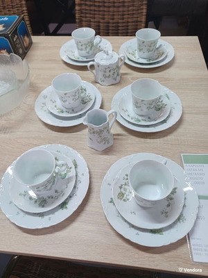 Porcelain tea set 20 pieces like new