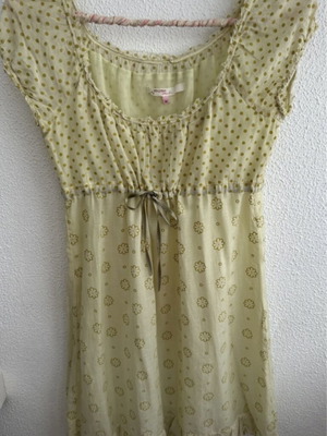 Attrattivo dress pastel yellow polka dot like new with waist belt