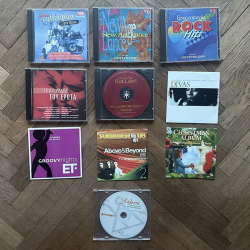 Music CDs like new, pack of 10
