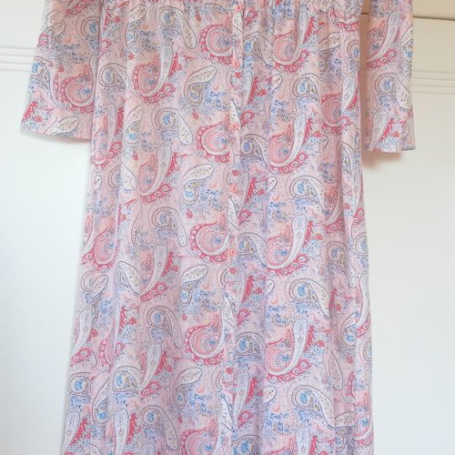 Dress with elastic waist and buttons, like new, size M/L