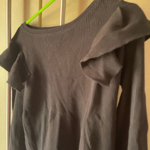 Children's shirt used for 8 years old, black, size 128 cm