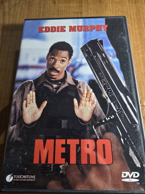 Metro DVD like new, comedy with Eddie Murphy