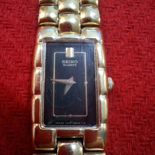 Seiko Quartz Vintage 1988 Women's Watch Like New