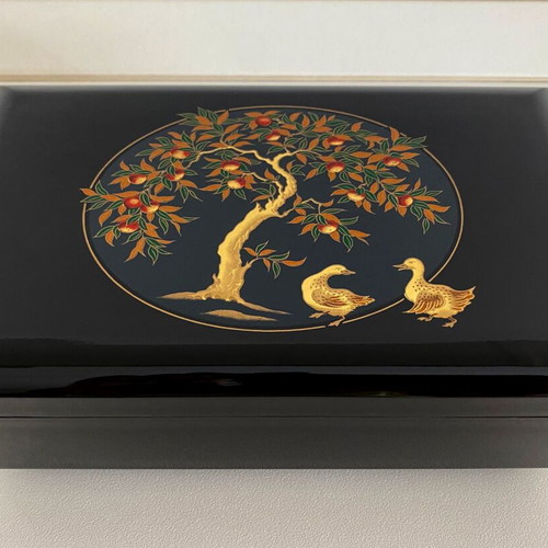 Vintage Japanese Sankyo music box "Love Story" jewelry box