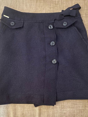 Marella sport wool skirt like new, dark blue, size medium