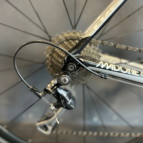 Trek Madone 4.5 road bike used with powermeter and Garmin