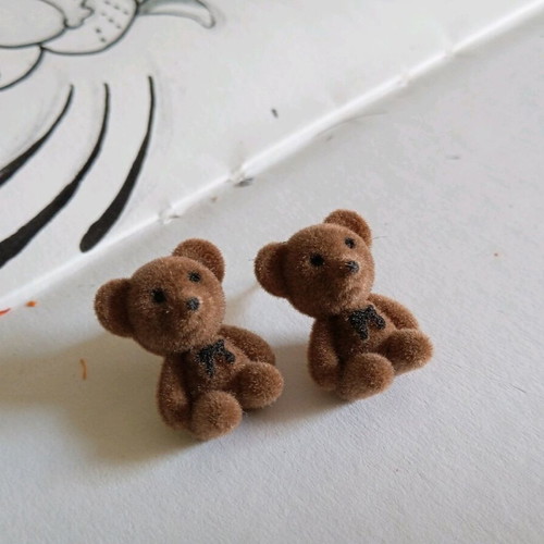 Bear earrings new, brown and silver