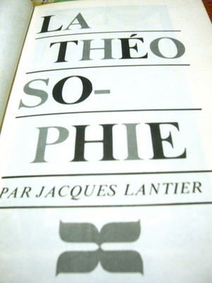 La Theosophie βιβλίο καινούργιο
