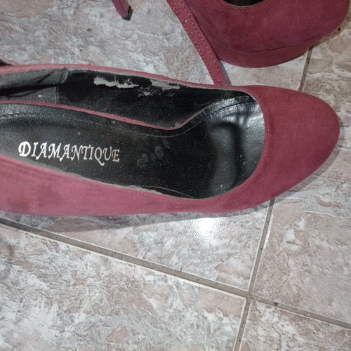 Diamantique red pumps like new, size 38