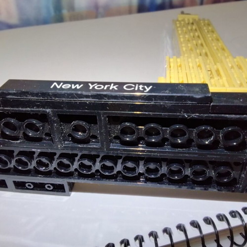 Lego 21028 Architecture New York City set used, 598 pieces without box or instructions
