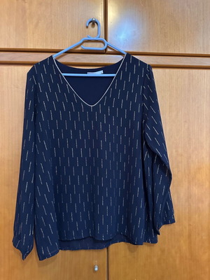 Blue blouse with gold details and V neckline like new