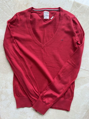 Tommy Hilfiger women's sweater used, medium, red