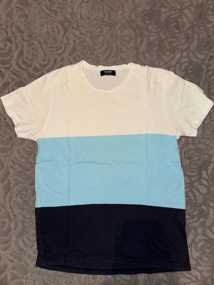 Pull&Bear color block T-shirt used, white/blue/black, size Large