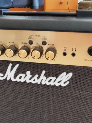 Marshall MG30FX amplifier lightly used