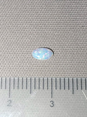 Opal gemstone like new