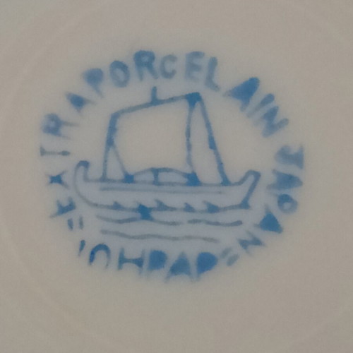Village Japanese porcelain plates like new, 9.5 cm miniatures
