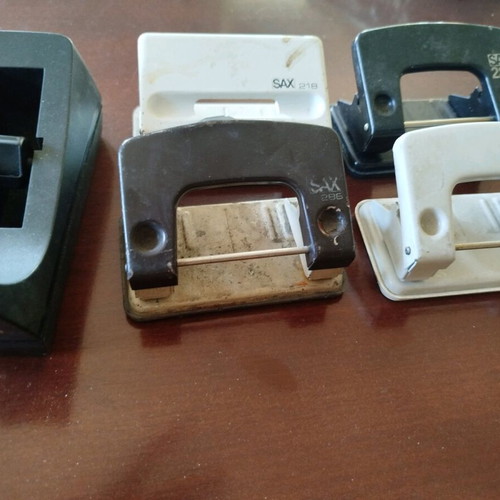 Office supplies set like new, pack of nine pieces