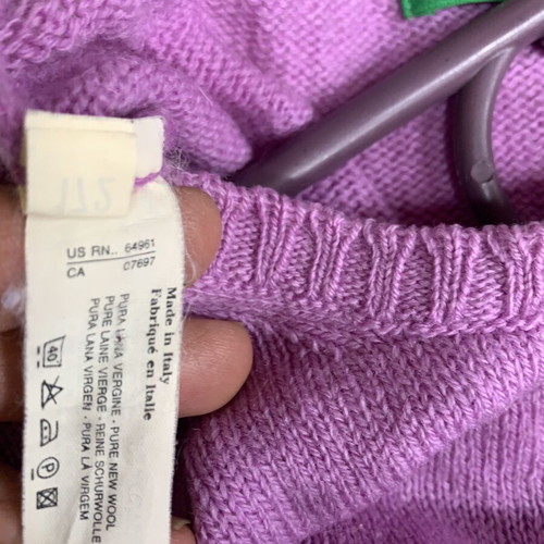 Benetton women's wool sweater used, 100% pure virgin wool, pink, size M