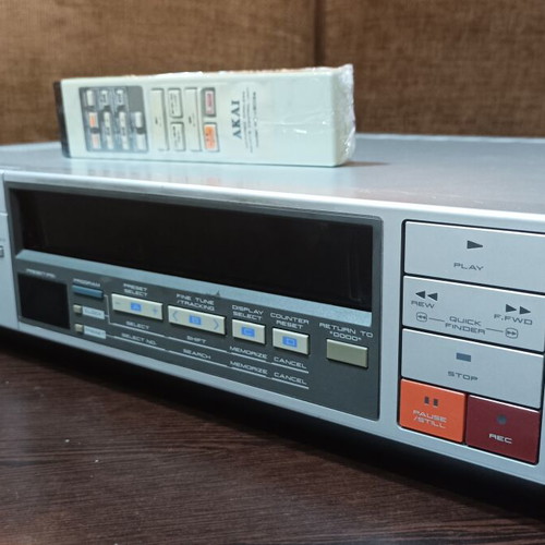 Akai VS-303 EG VHS VCR video cassette recorder player used, for repair