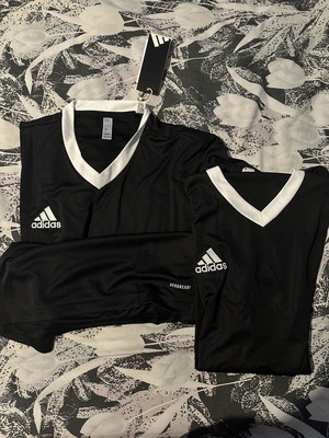 Adidas Aeroready μπλούζες σετ μέγεθος medium μαύρο καινούργιο