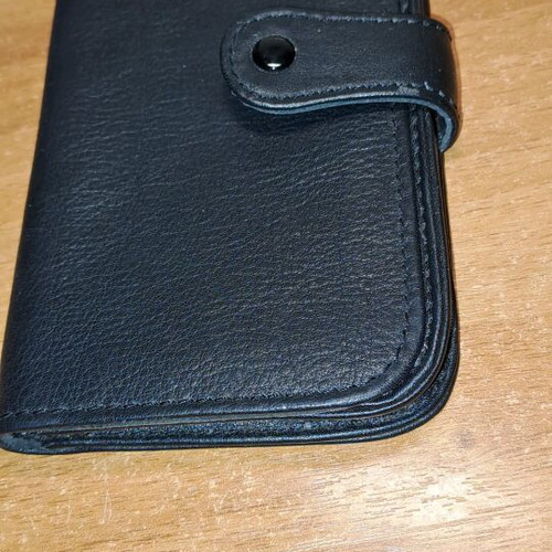 Tobacco case used in good condition