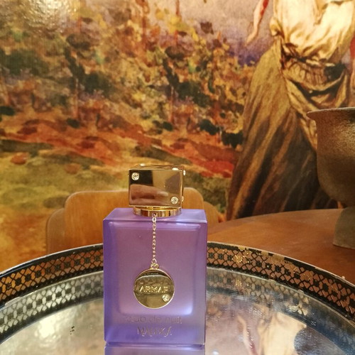 Club de nuit Maleka by Armaf tester 2 ml like new