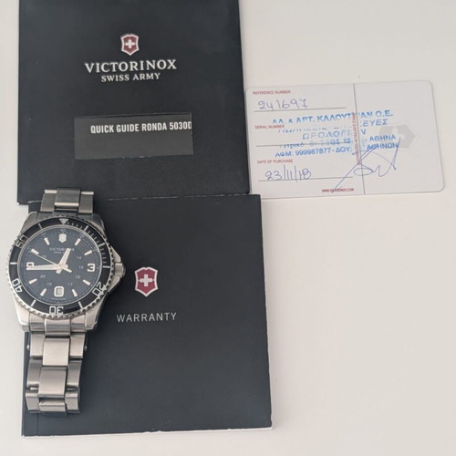 Victorinox Maverick 241697 Swiss Made wristwatch