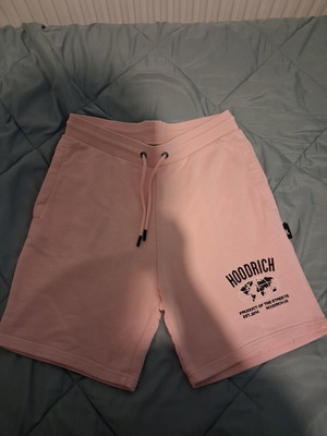 Hoodrich bermuda shorts medium used, pink
