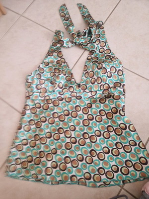 Medium blouse multicolored like new