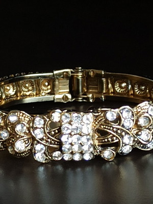 Vintage Indian bracelet new, elegant accessory