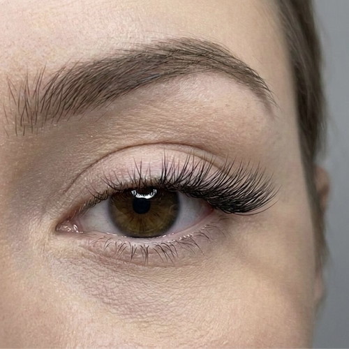 Aura false eyelashes new with fluffy finish