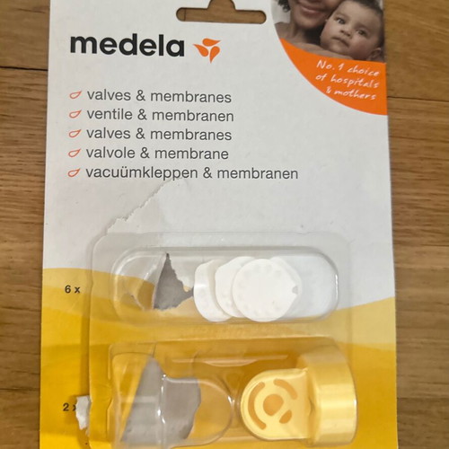 Medela Swing Flex electric breast pump like new with accessories