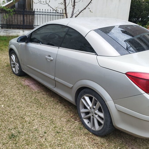 Opel Astra GTC Twintop 1.6 used with new engine and parts